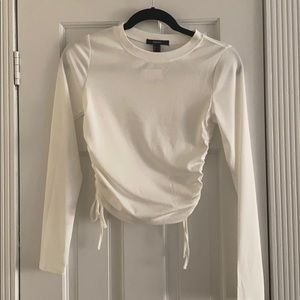 NWT Forever 21 long sleeved crop with side ruching